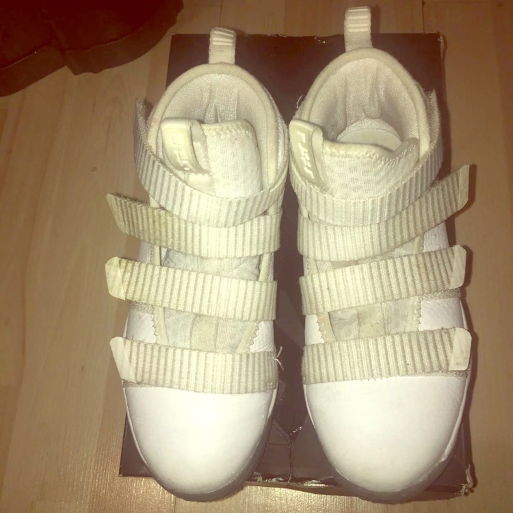 Lebron shoes size 13 (boys kids)